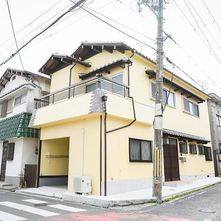Hat Kujo, Near From Kintetsu Kujo Station 近鉄九条駅前の民泊 Yamatokoriyama Bagian luar foto