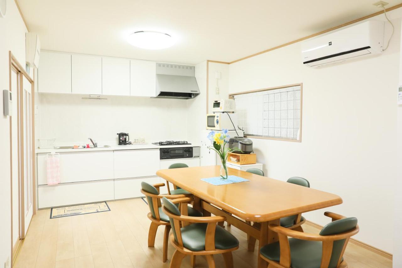 Hat Kujo, Near From Kintetsu Kujo Station 近鉄九条駅前の民泊 Yamatokoriyama Bagian luar foto